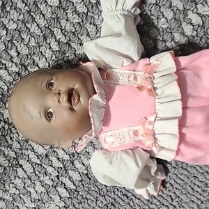 1993 YOLANDA‎ bello Porcelain Baby Doll Vintage Dress